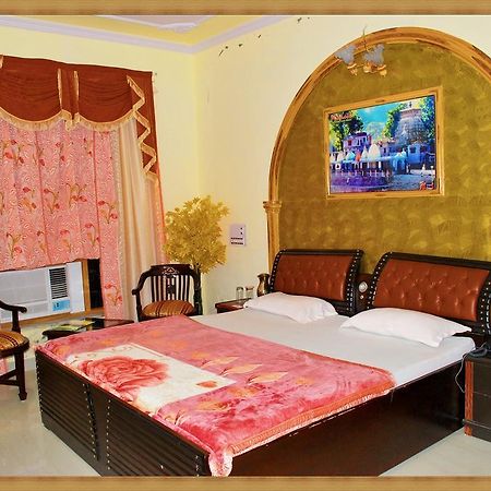 Rishabh Grand Castle Resort ริชิเคช ภายนอก รูปภาพ